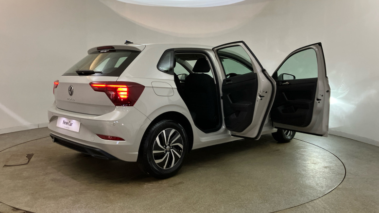 Volkswagen Polo 1.0 TSI Life 5dr DSG Petrol Hatchback